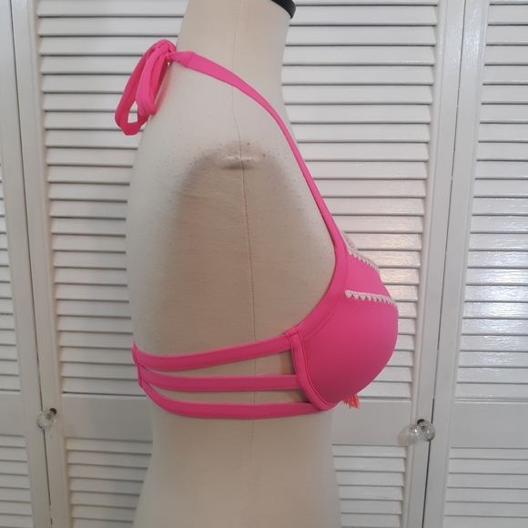 Shade & Shore tassel bikini top sz medium *A - Picture 3 of 5